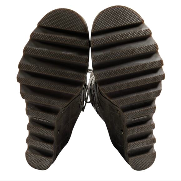 Sorel Joan of Artic Wedge Booties GUC $249 Size 9.5    S3045 - Picture 10 of 12